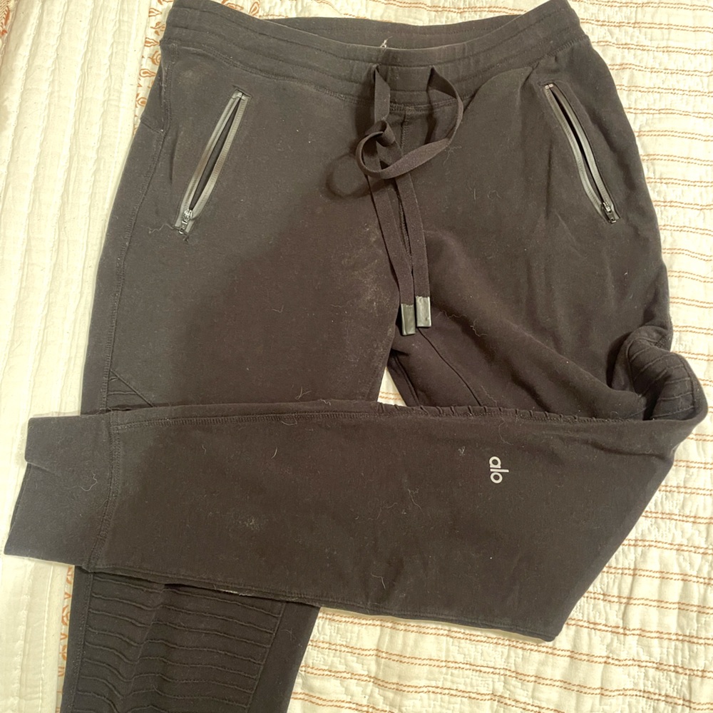 Alo sweatpants